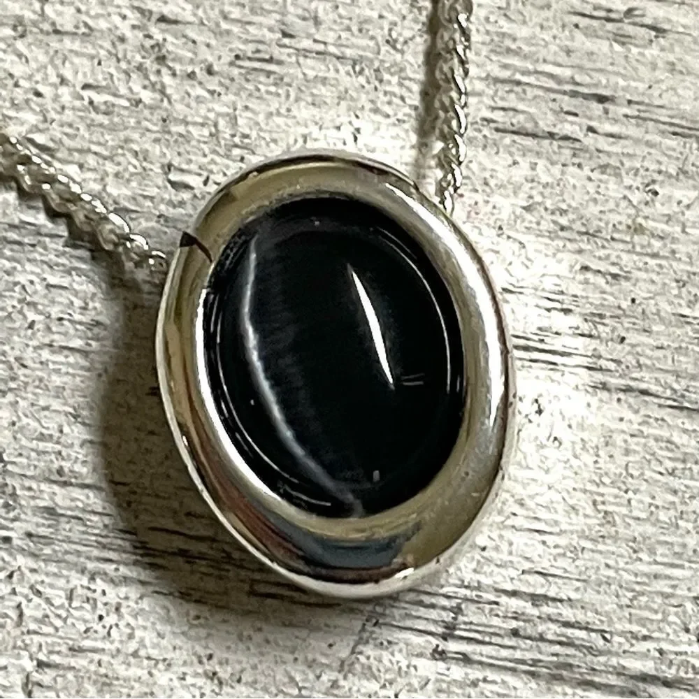 Sonoma Jean company silver tone necklace and earring set